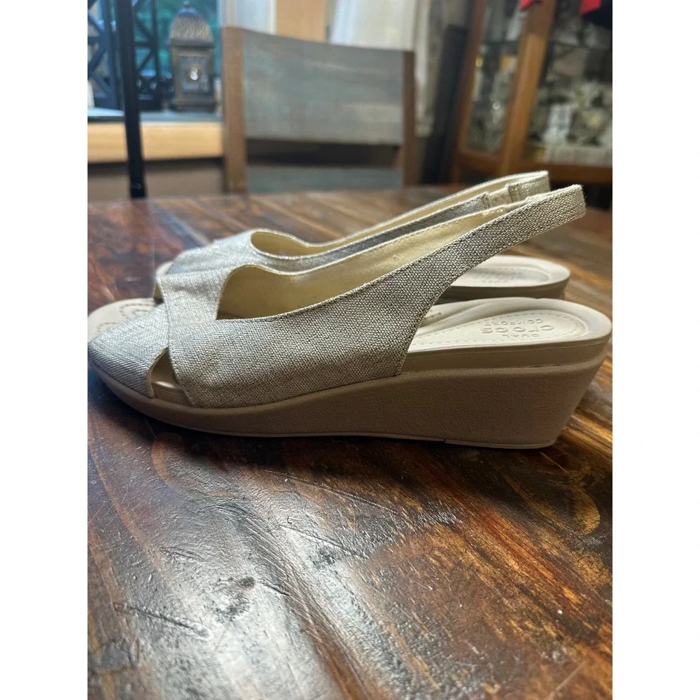 Crocs‎ Women 10 Metallic Linen Slingback Wedge Sandals Peep Toe Silver 205261